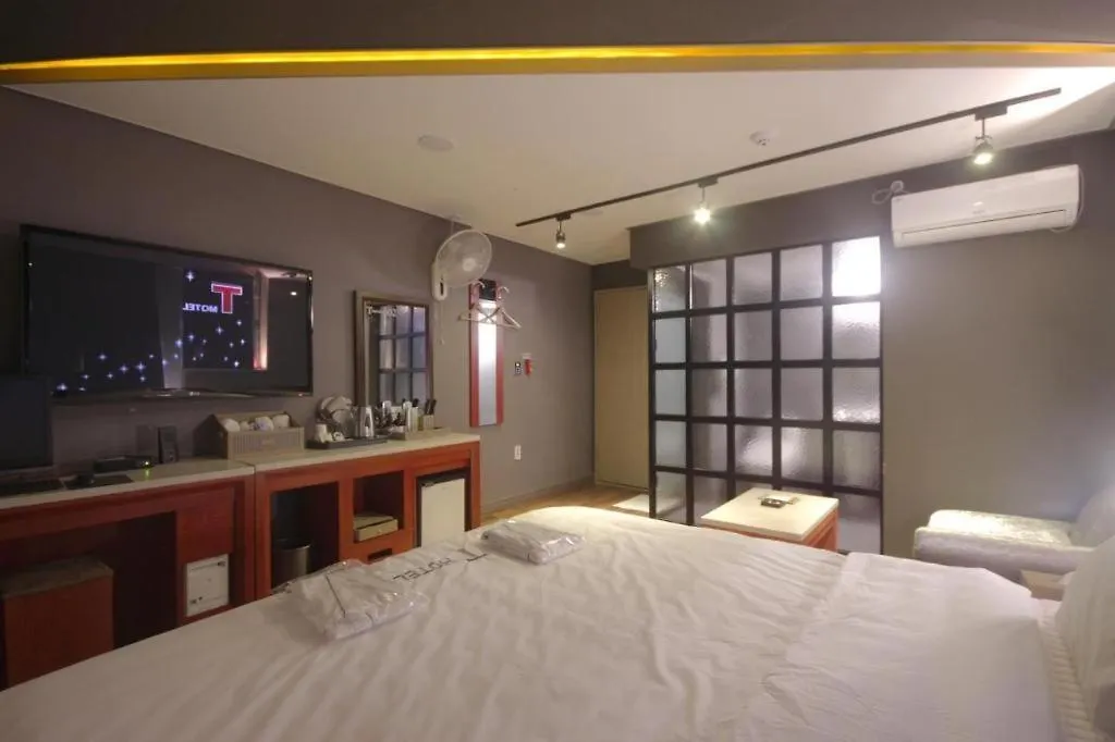 T Hotel Busan Motel