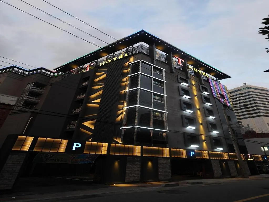 T Hotel Μπουσάν 2*,