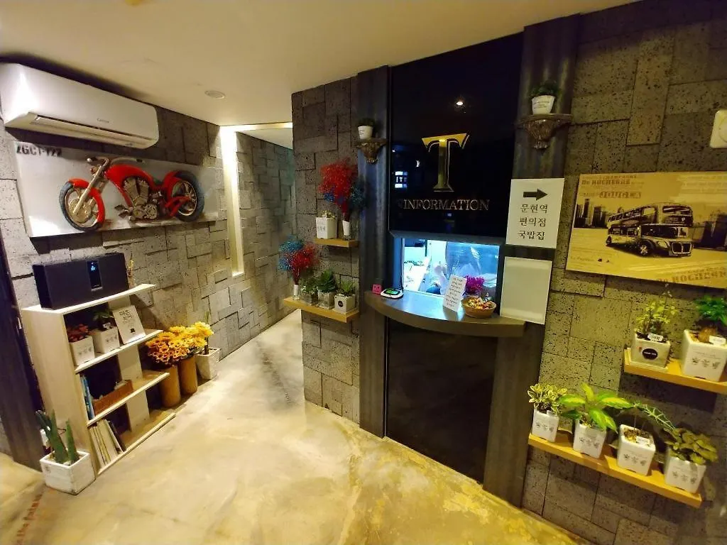Μοτέλ T Hotel Μπουσάν