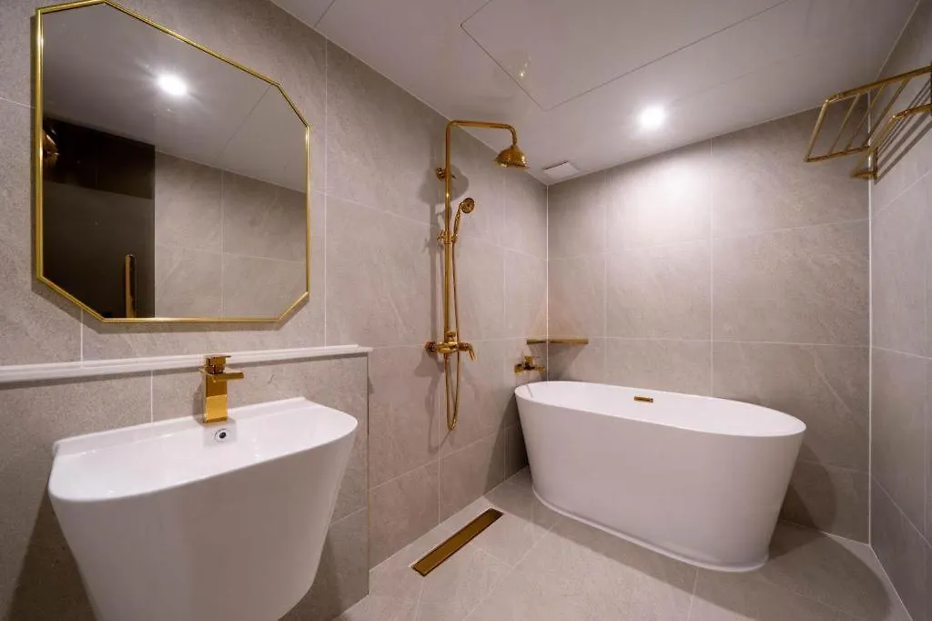 Μοτέλ T Hotel Μπουσάν